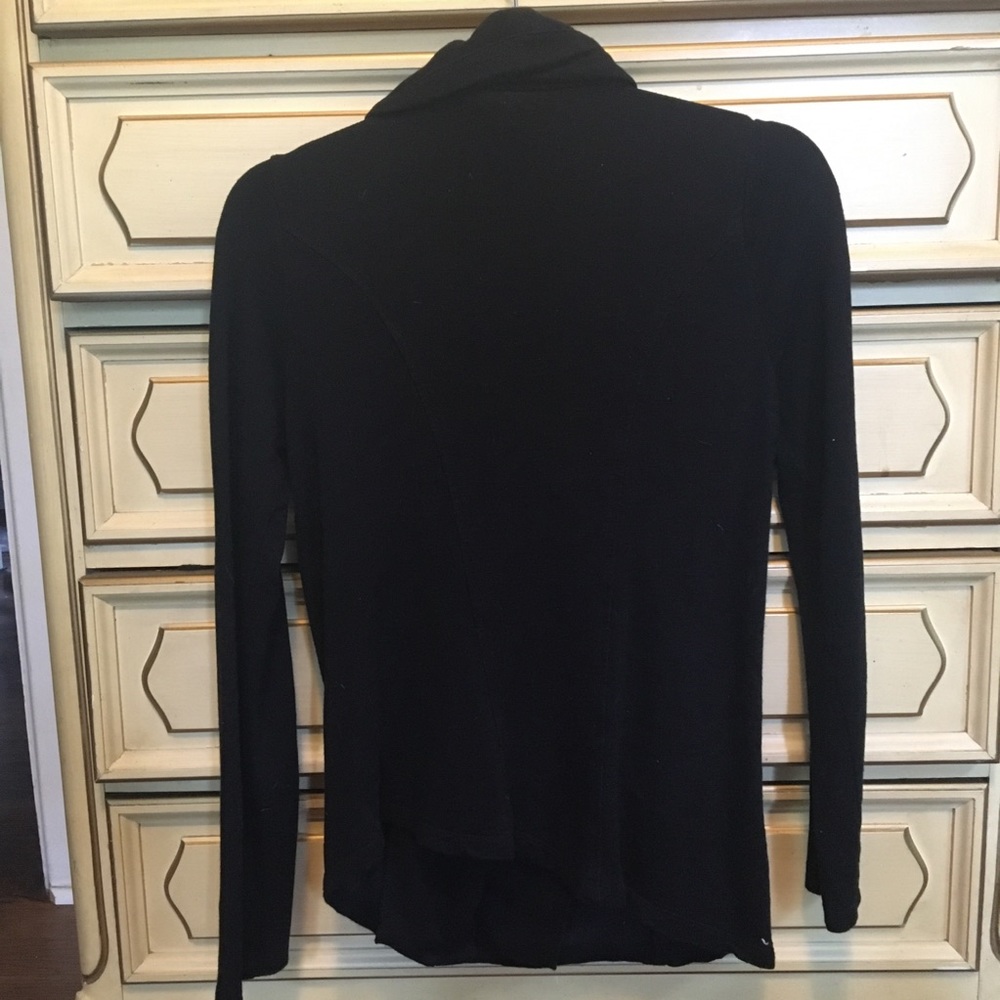 Lightweight Black Blazer - Picture 4 of 4
